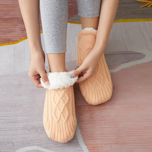 Toffelsockor med sklisikring - varma innesockor