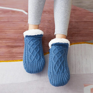 Toffelsockor med sklisikring - varma innesockor
