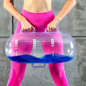 Träningssäck som fylls med vatten for trening hjemme
